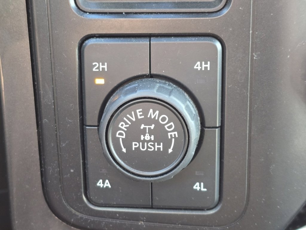 Used 2021 Ford F150 Lariat w/ Equipment Group 502A High image 30