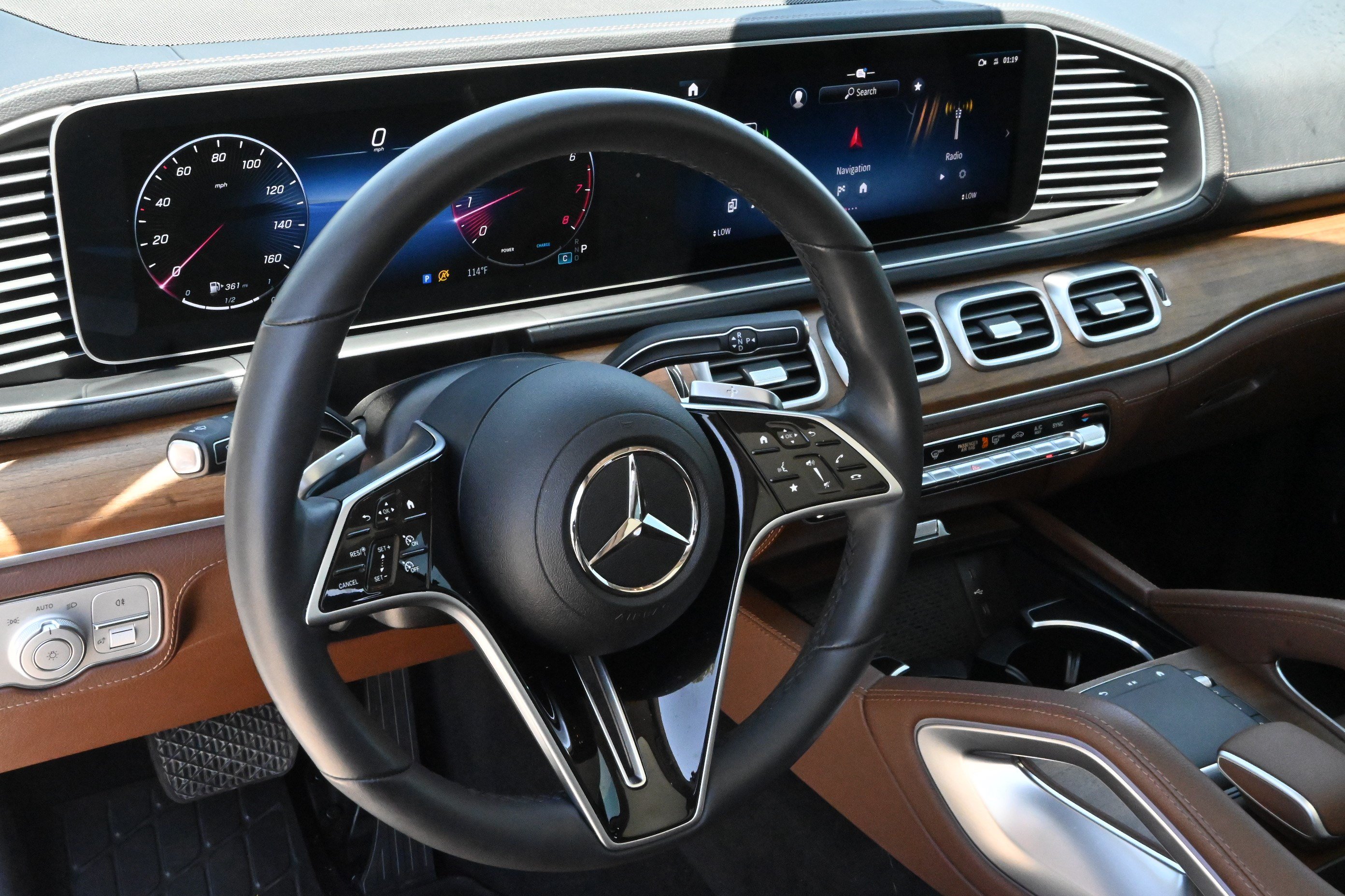 Used 2024 Mercedes-Benz GLE 450 4MATIC image 14