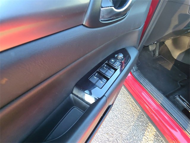 Used 2024 MAZDA CX-5 AWD 2.5 S w/ Select Package image 13