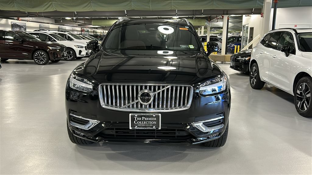 Certified 2023 Volvo XC90 B6 Plus w/ Protection Package Premier AWD/4WD image 2