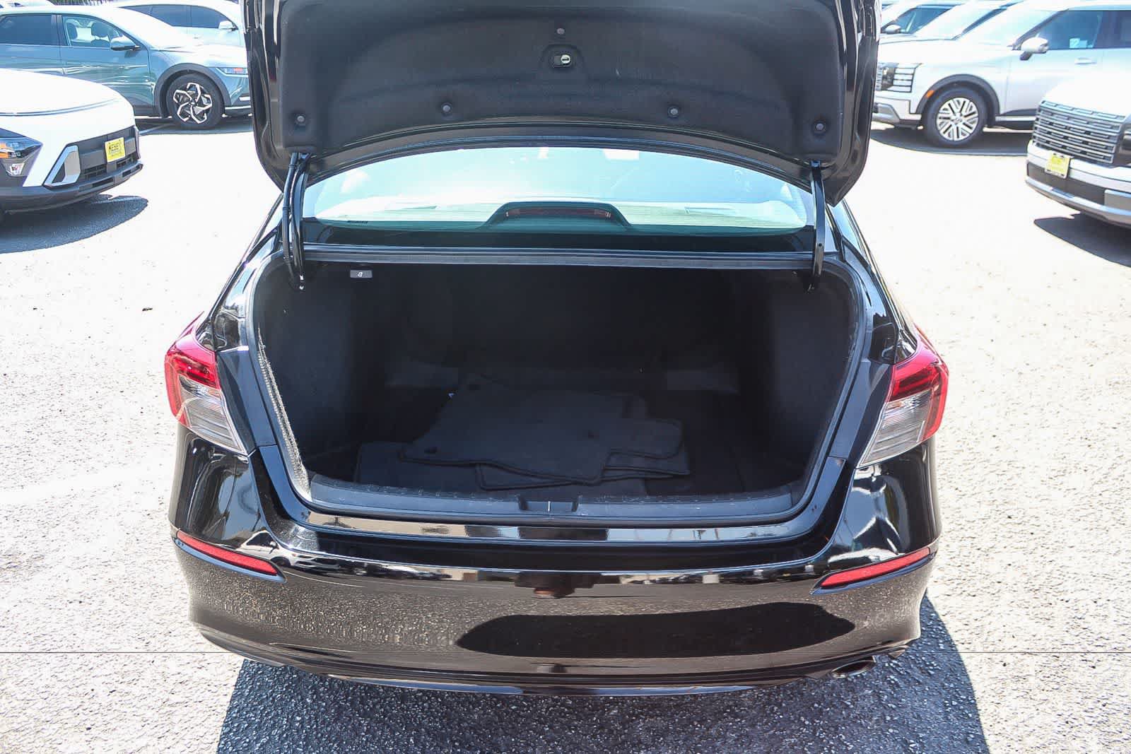 Used 2022 Honda Civic Sport image 36