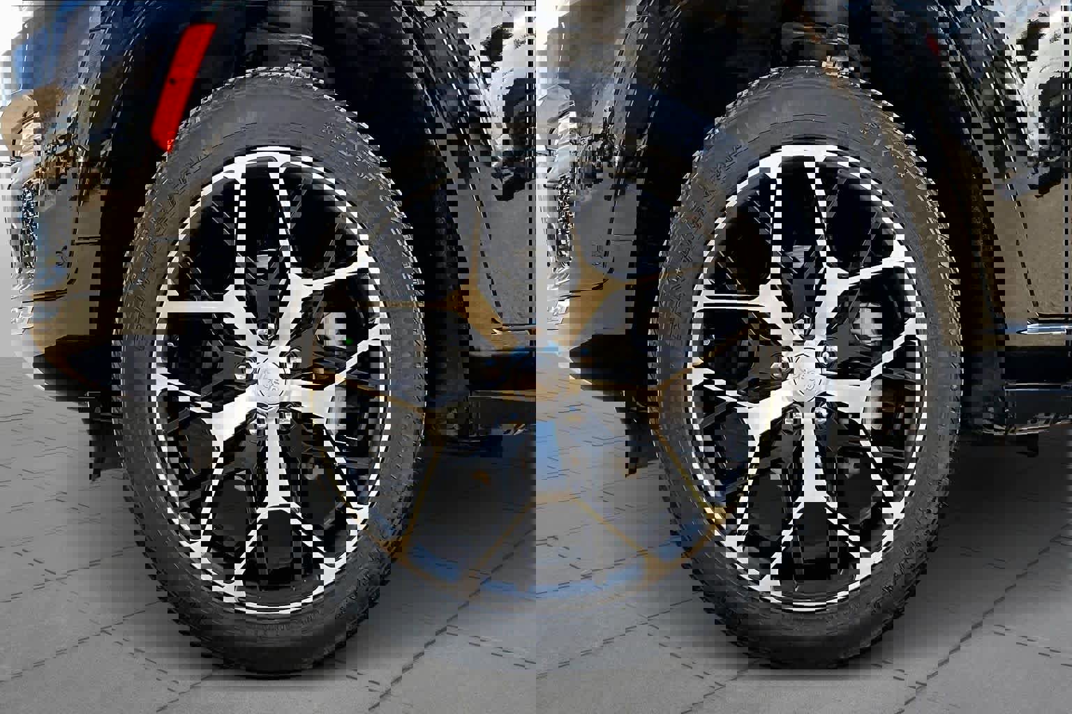 Used 2023 Jeep Grand Cherokee Summit image 11