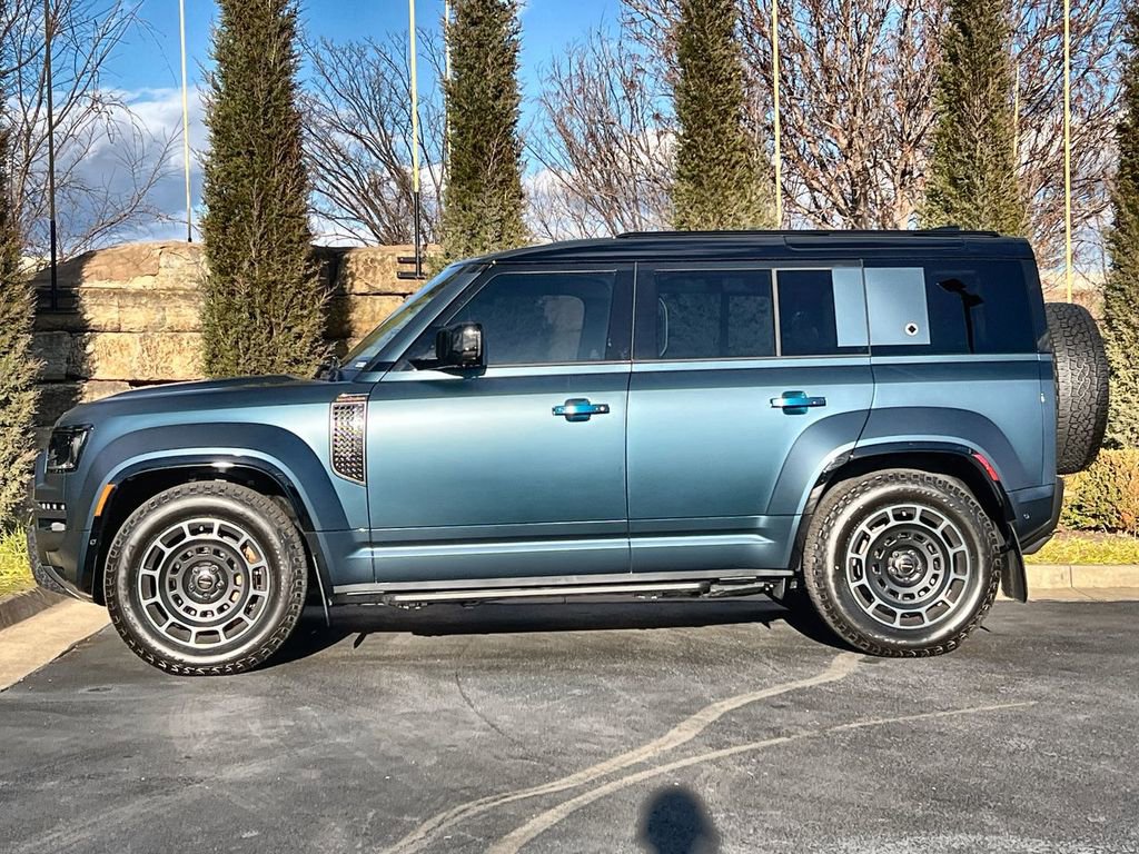 New 2026 Land Rover Defender 110 image 2