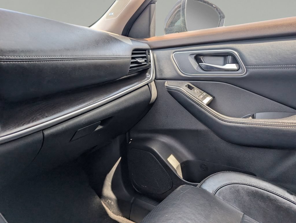 Certified 2021 Nissan Rogue Platinum AWD/4WD image 31