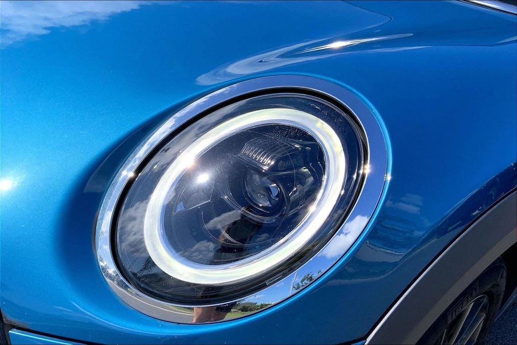 Certified 2024 MINI Cooper 2-Door Hardtop FWD image 27