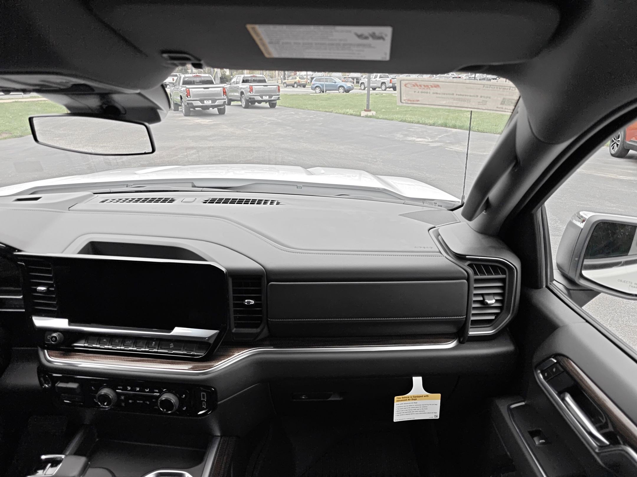 Certified 2026 Chevrolet Silverado 1500 LT AWD/4WD image 27