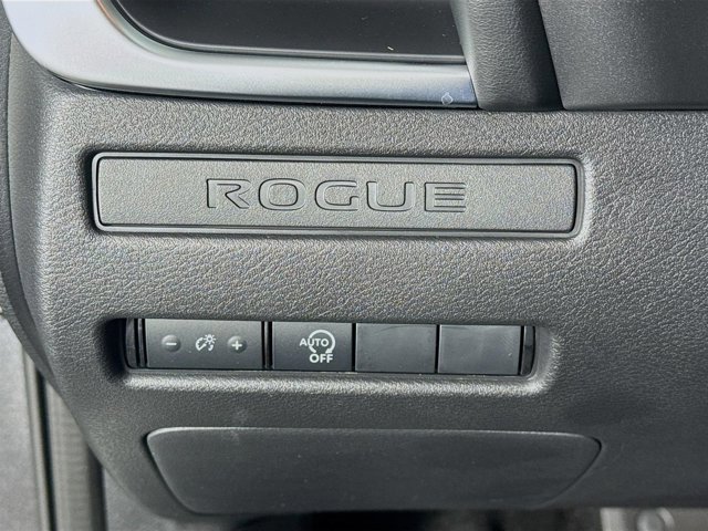 Certified 2025 Nissan Rogue S image 11