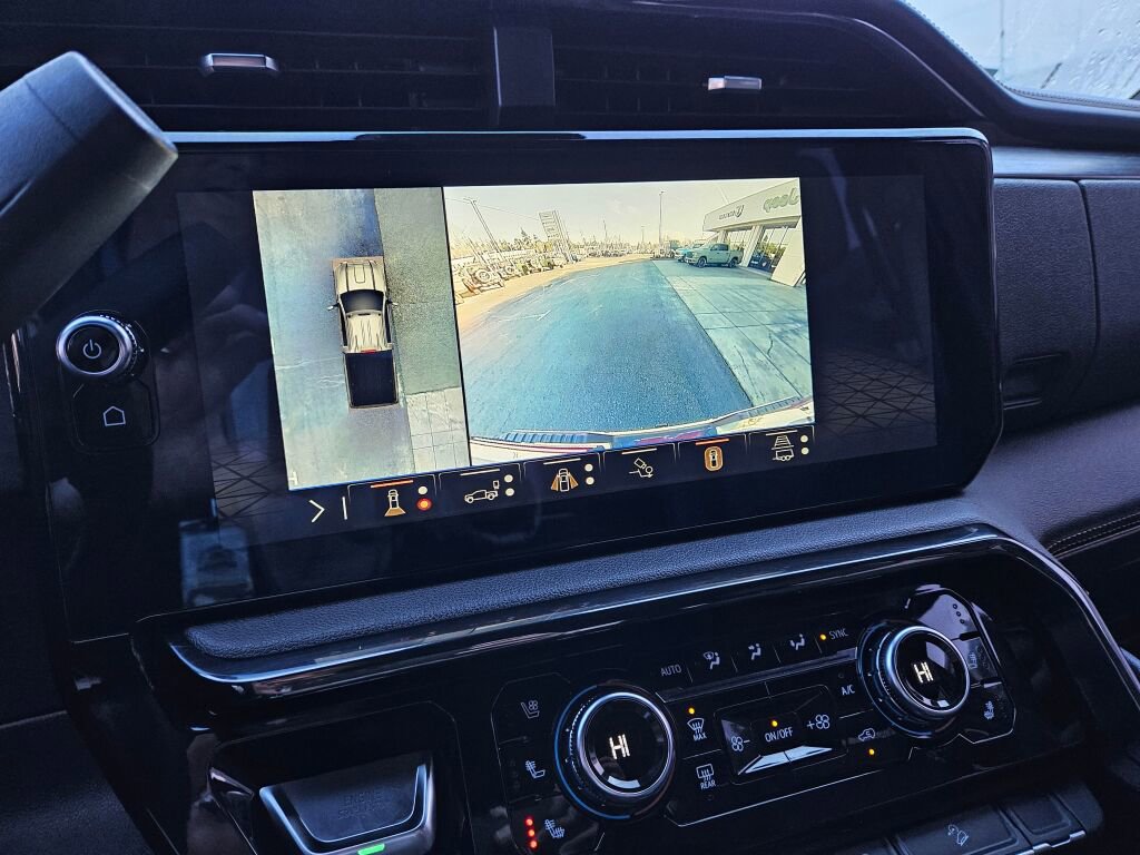 Used 2024 GMC Sierra 3500 AT4 w/ AT4 Premium Plus Package image 27