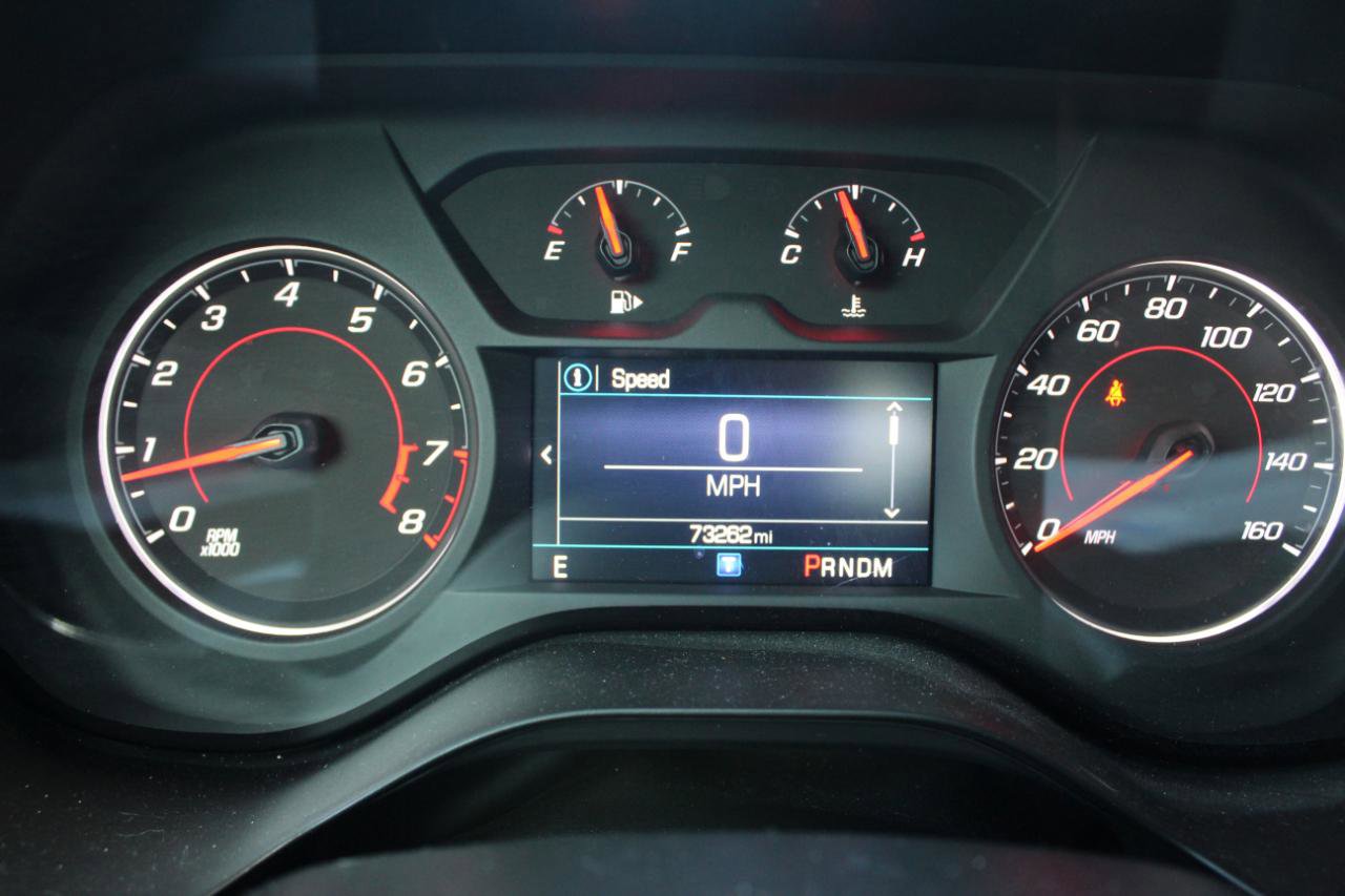 Used 2019 Chevrolet Camaro LT w/ Technology Package image 19