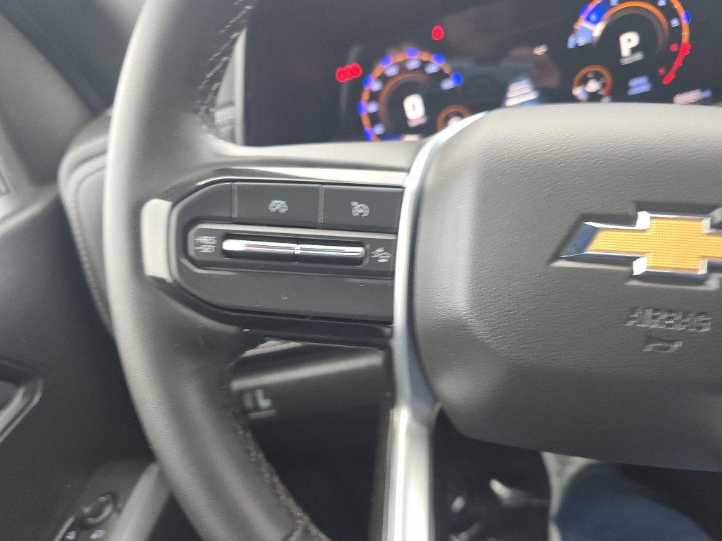 Used 2025 Chevrolet Colorado LT image 25