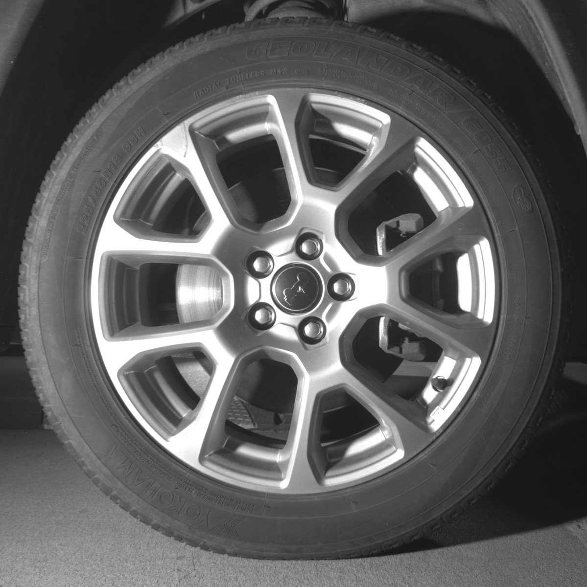 Used 2025 Jeep Compass Limited image 13