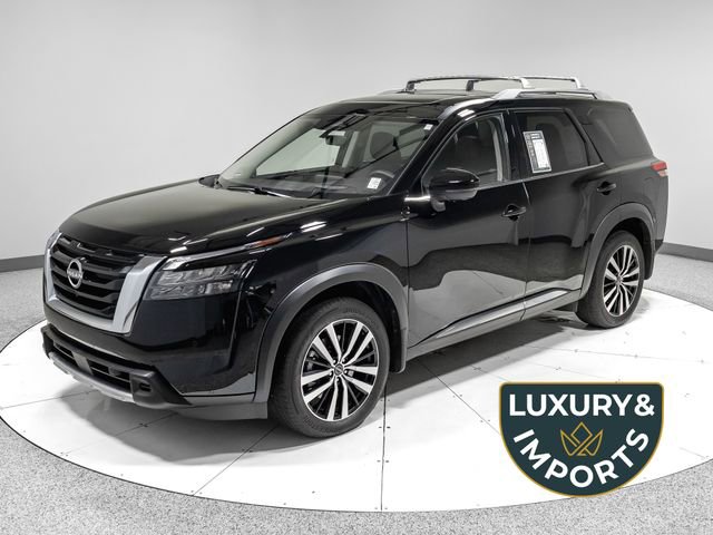Used 2025 Nissan Pathfinder Platinum