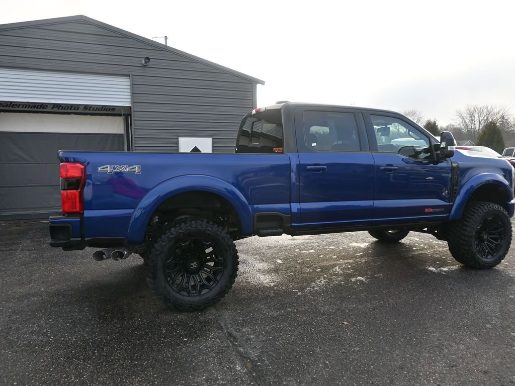 New 2026 Ford F250 Lariat w/ Black Appearance Package image 7