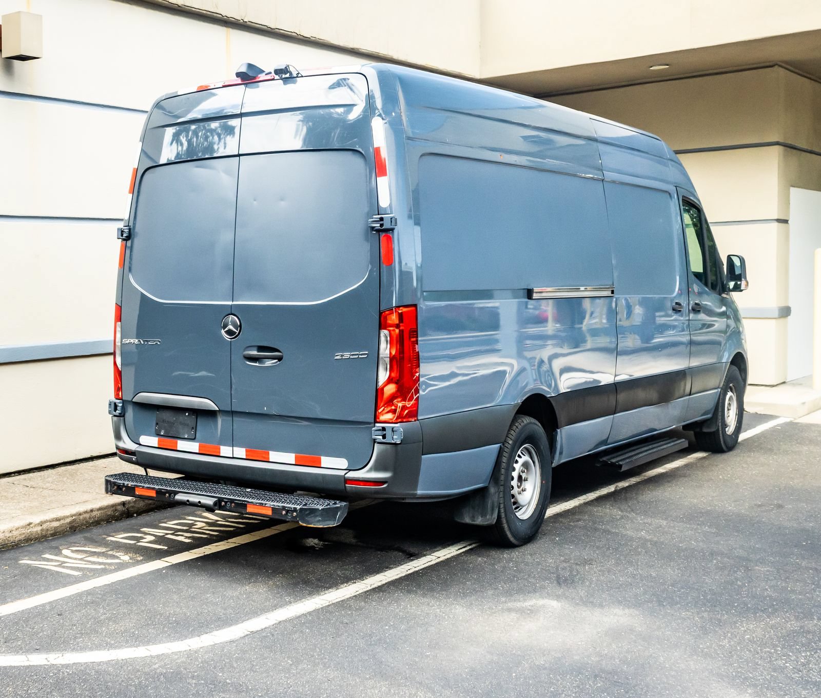 Used 2019 Mercedes-Benz Sprinter 170 image 7