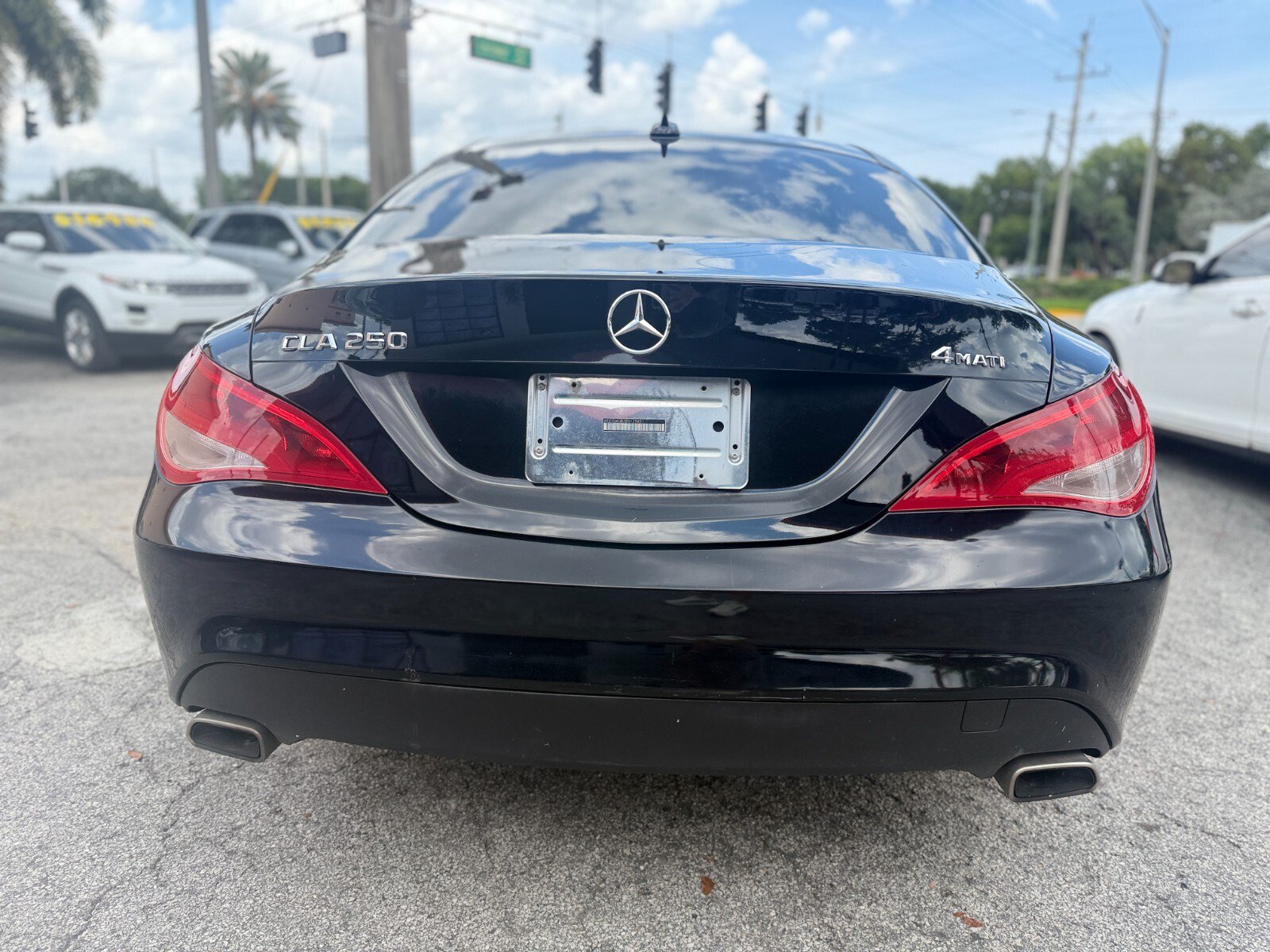 Used 2014 Mercedes-Benz CLA 250 4MATIC image 4