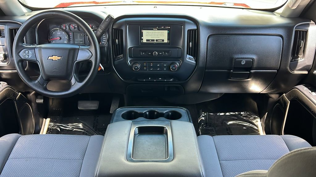 Used 2018 Chevrolet Silverado 1500 Custom w/ Custom Value Package RWD image 11