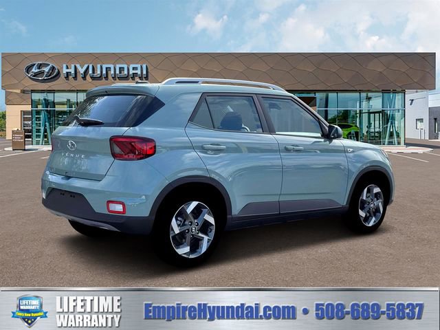New 2026 Hyundai Venue SEL FWD image 8