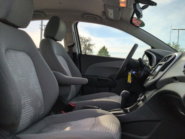 Used 2020 Chevrolet Sonic LS image 19