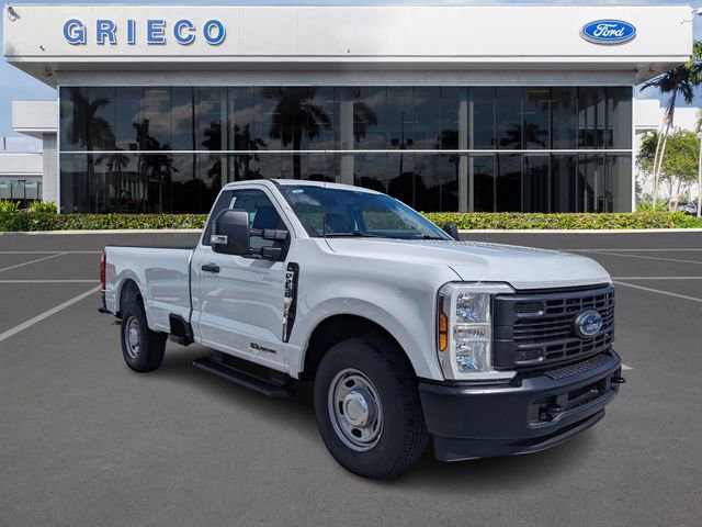 New 2026 Ford F250 XL w/ F-250 >10K GVWR Package