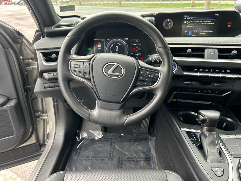 Used 2022 Lexus UX 250h w/ Premium Package AWD/4WD image 25