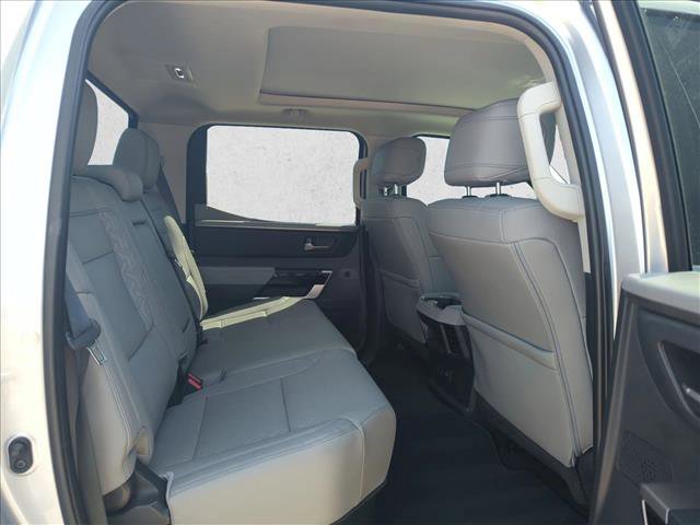 Used 2024 Toyota Tundra Limited AWD/4WD image 18