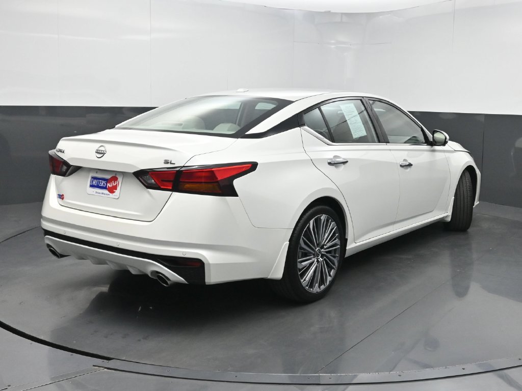 Used 2024 Nissan Altima 2.5 SL FWD image 24