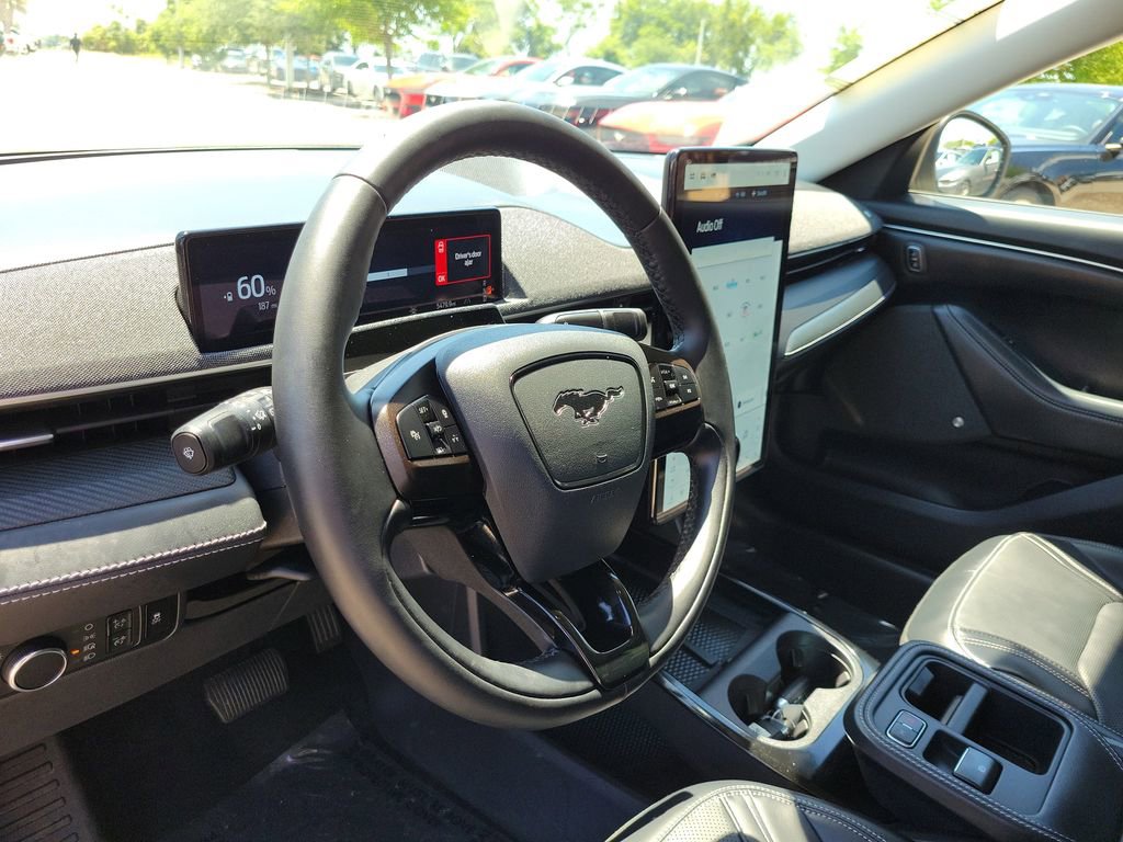 Used 2025 Ford Mustang Mach-E Premium image 15