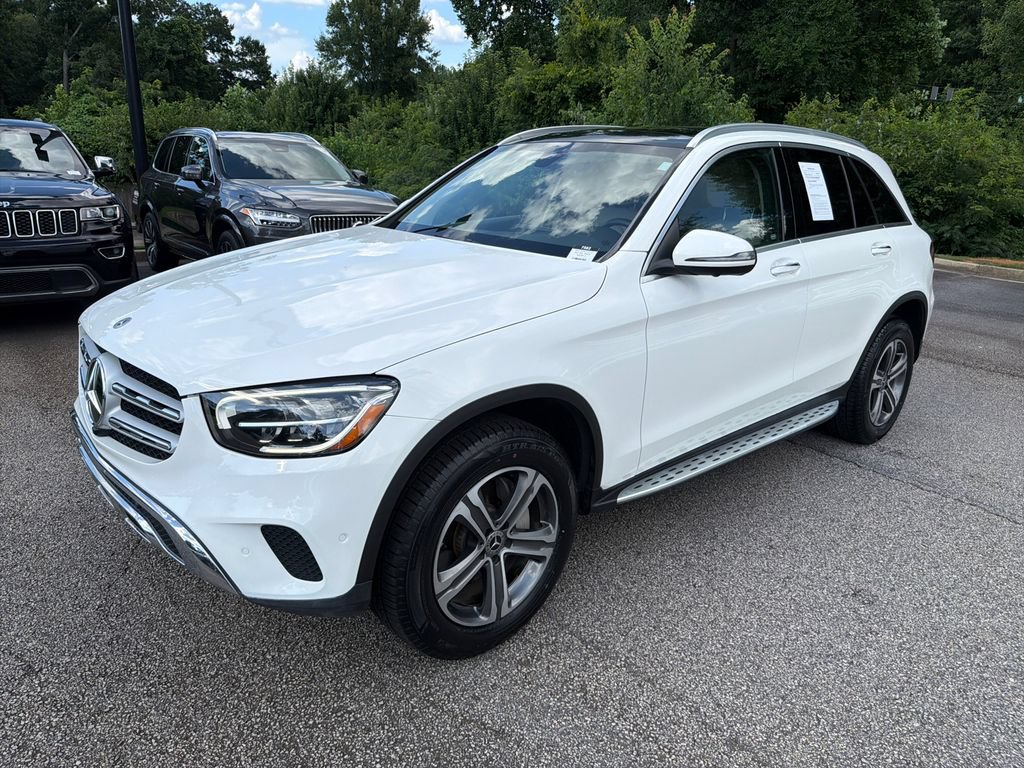 Used 2021 Mercedes-Benz GLC 300 w/ Premium Package image 3