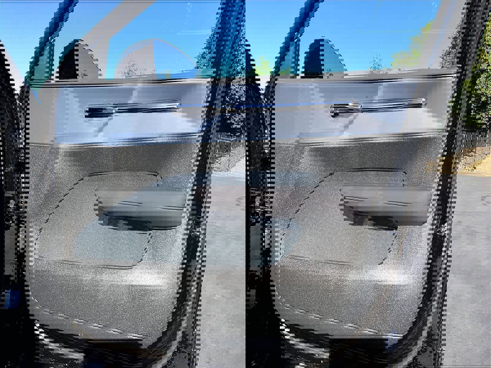 New 2026 Volvo EX30 Cross Country Ultra w/ Protection Package Premier image 30