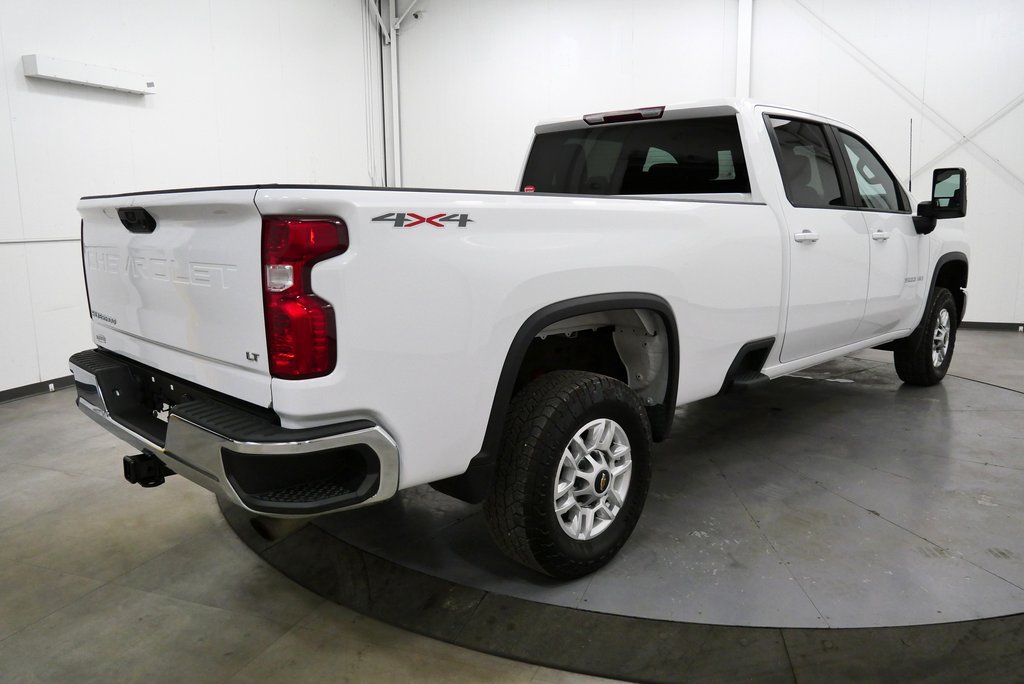 Used 2024 Chevrolet Silverado 2500 LT w/ Convenience Package AWD/4WD image 8