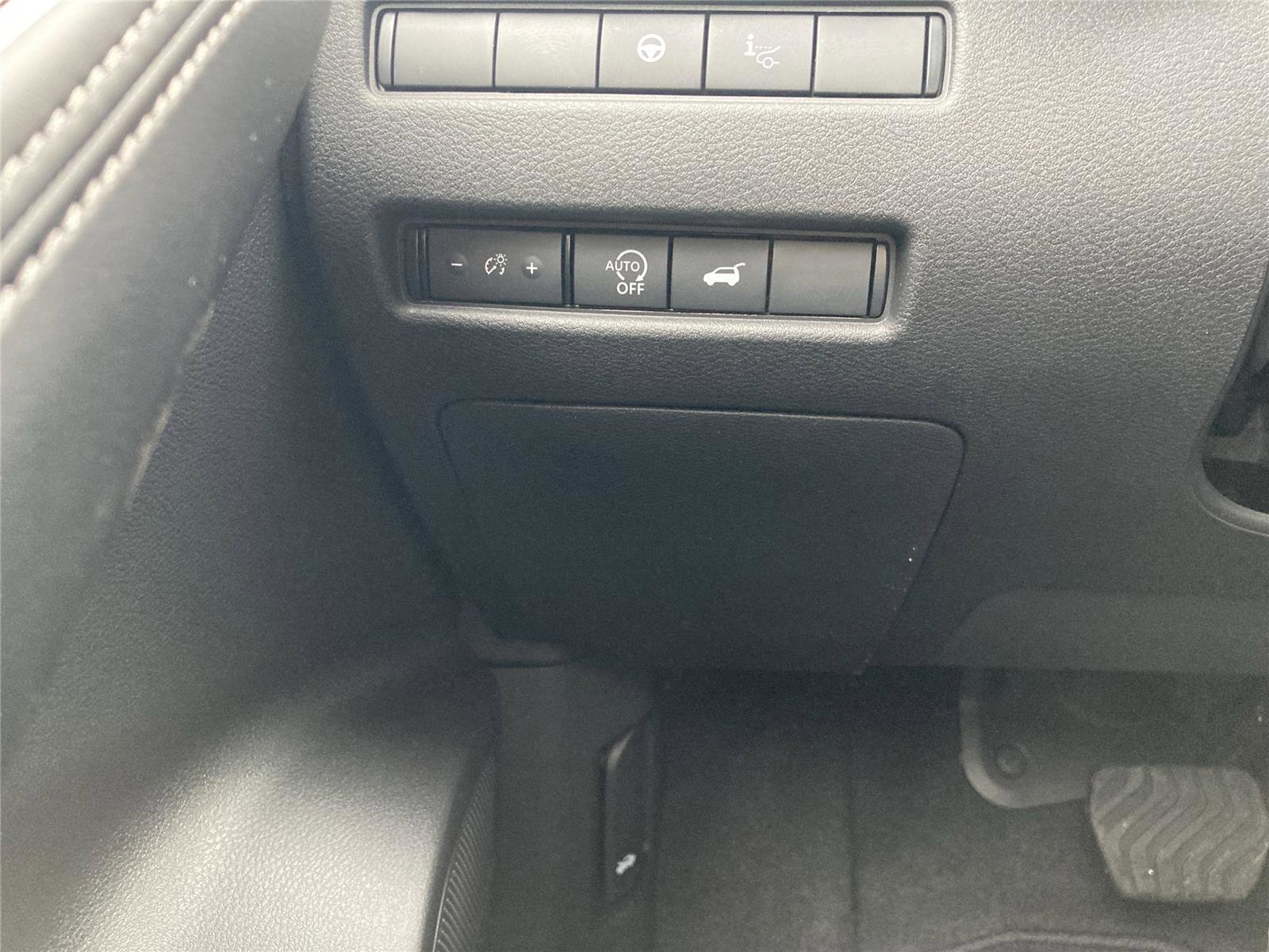 New 2026 Nissan Rogue Platinum w/ Tech Package image 17