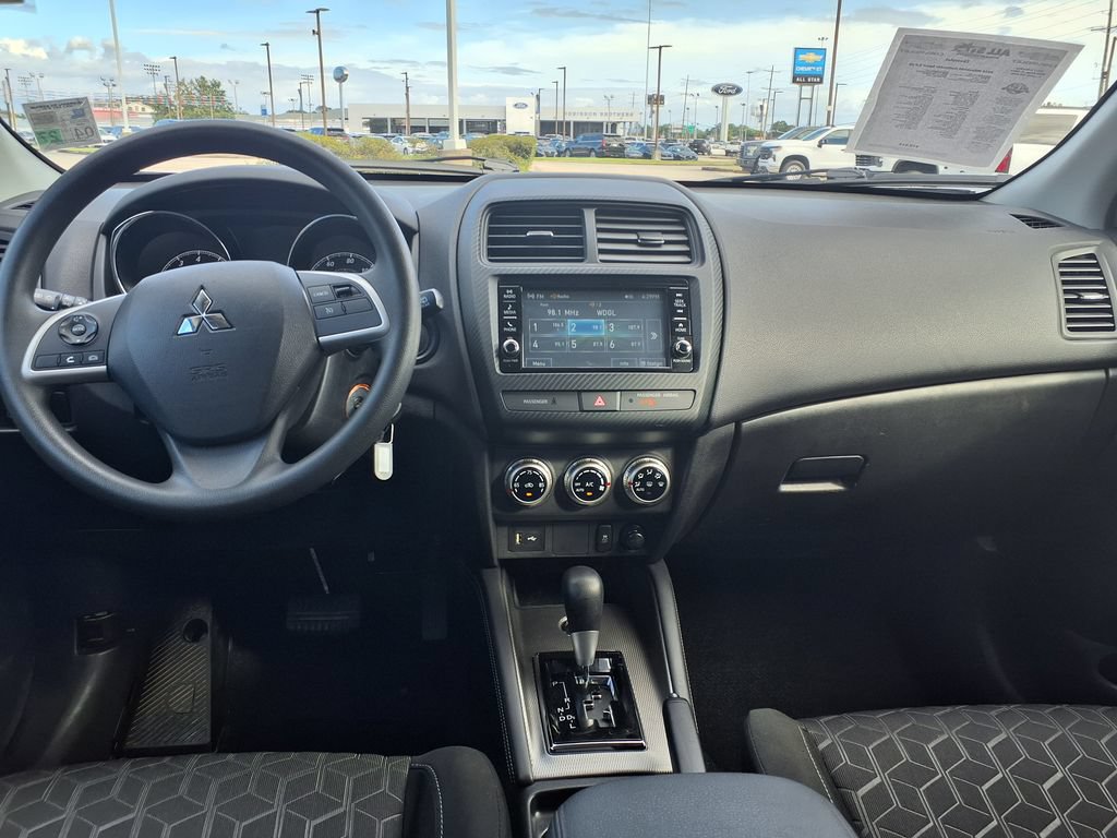 Used 2024 Mitsubishi Outlander Sport ES AWD/4WD image 14