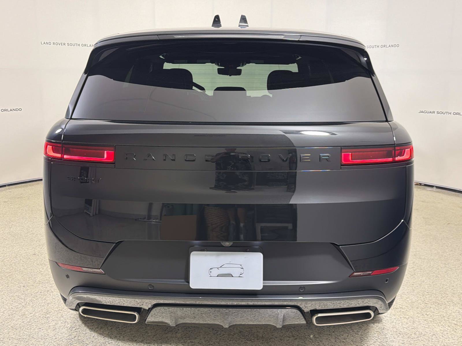 New 2026 Land Rover Range Rover Sport SE AWD/4WD image 4