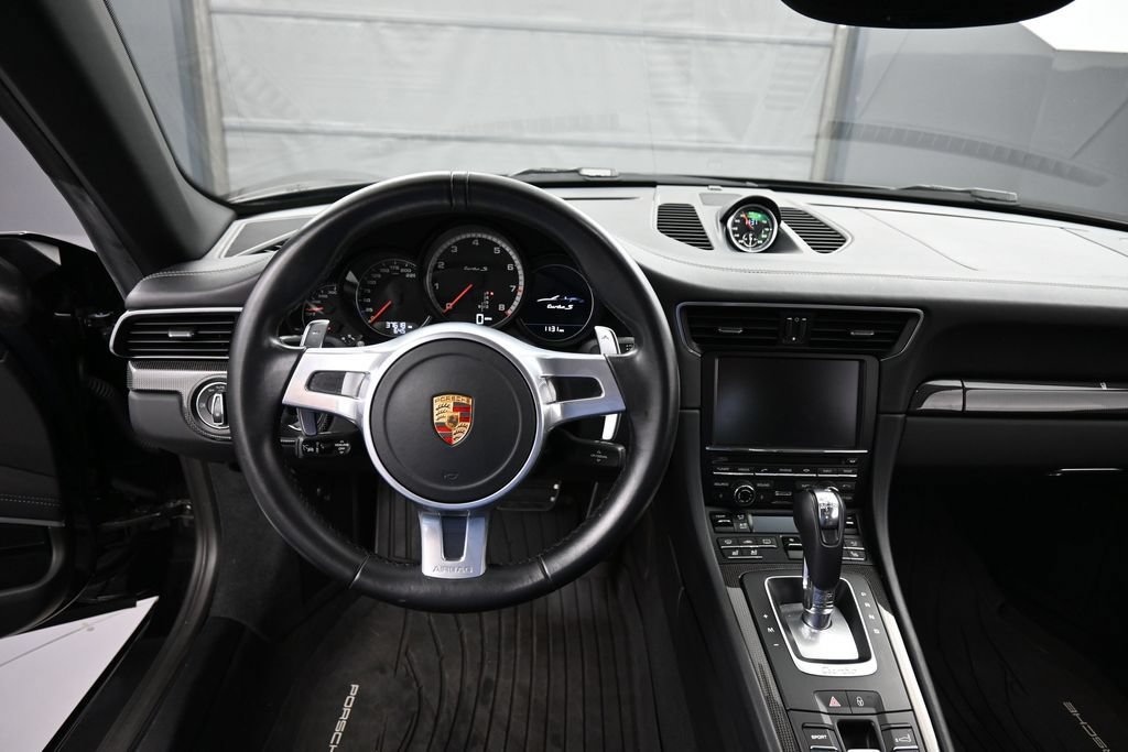 Certified 2016 Porsche 911 Turbo S AWD/4WD image 18