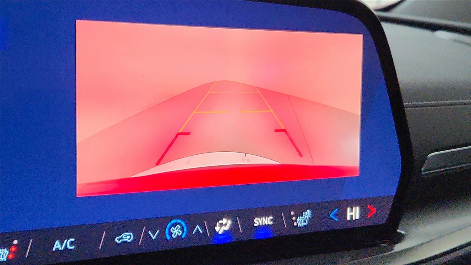 Used 2026 Chevrolet Traverse LT image 27