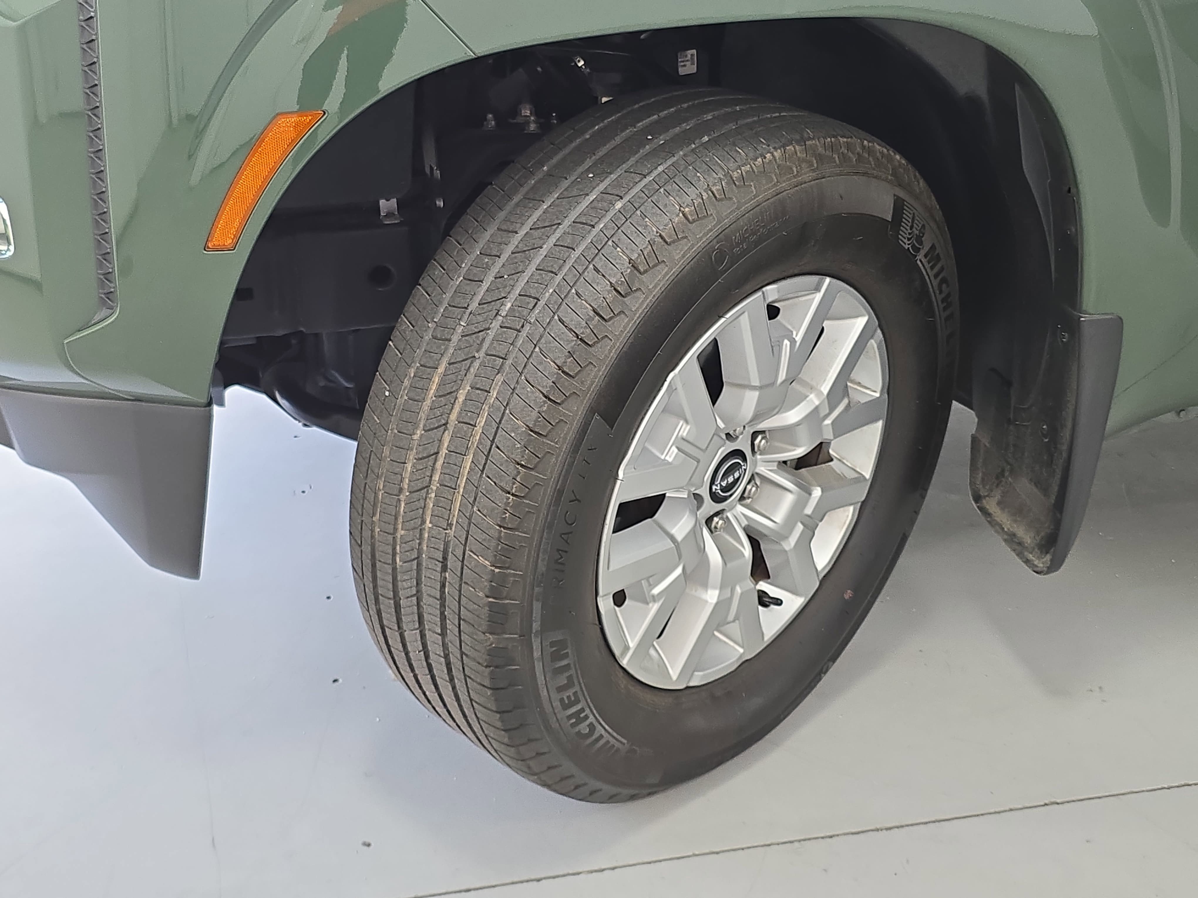 Certified 2023 Nissan Frontier SV w/ SV Convenience Package RWD image 29