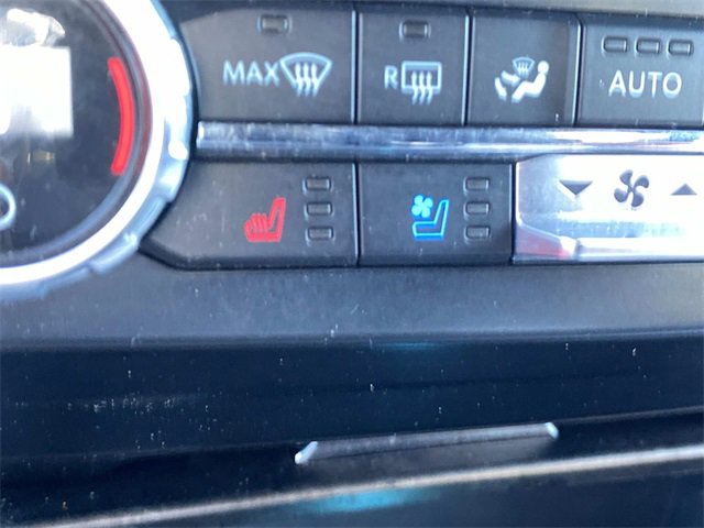 Used 2022 Ford F250 Lariat w/ Black Appearance Package image 28