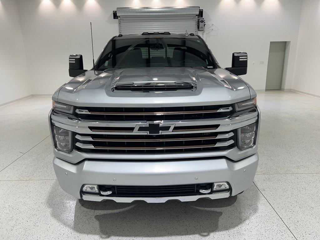Used 2023 Chevrolet Silverado 2500 High Country w/ Technology Package image 8