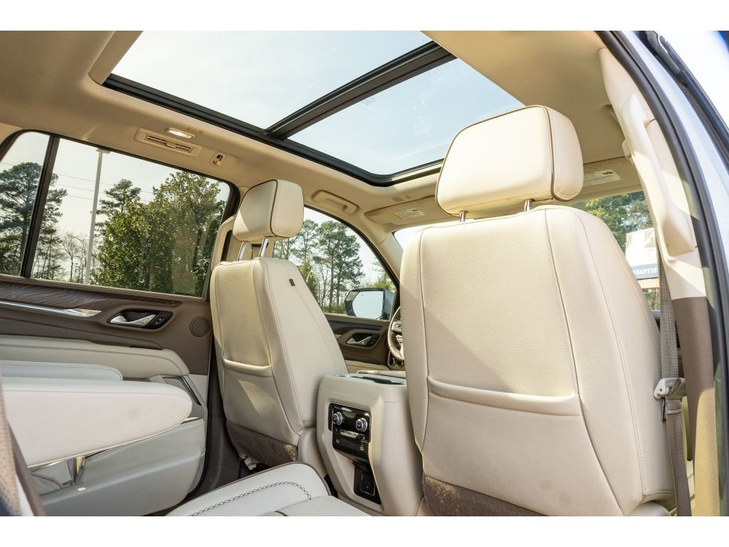 Used 2024 GMC Yukon Denali image 17