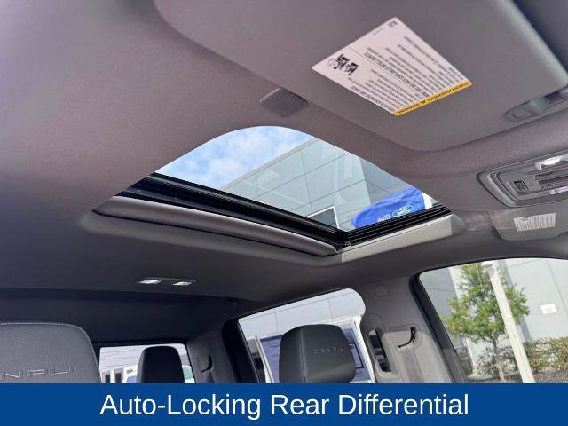 Used 2021 GMC Sierra 1500 Denali w/ Denali Premium Package image 13