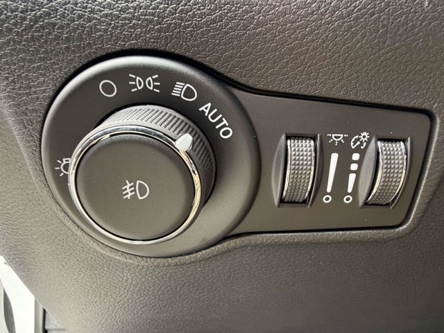 New 2026 Jeep Compass Latitude AWD/4WD image 20