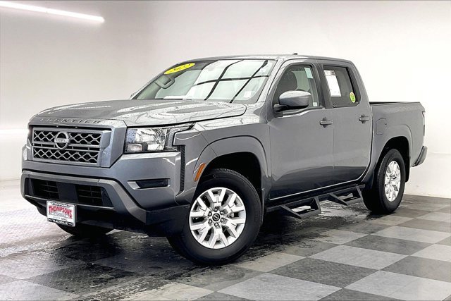 Used 2022 Nissan Frontier SV w/ Technology Package image 12