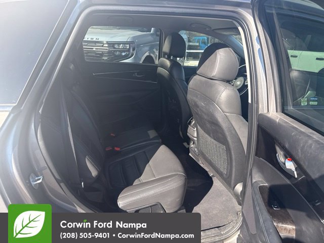 Used 2018 Kia Sorento AWD image 10
