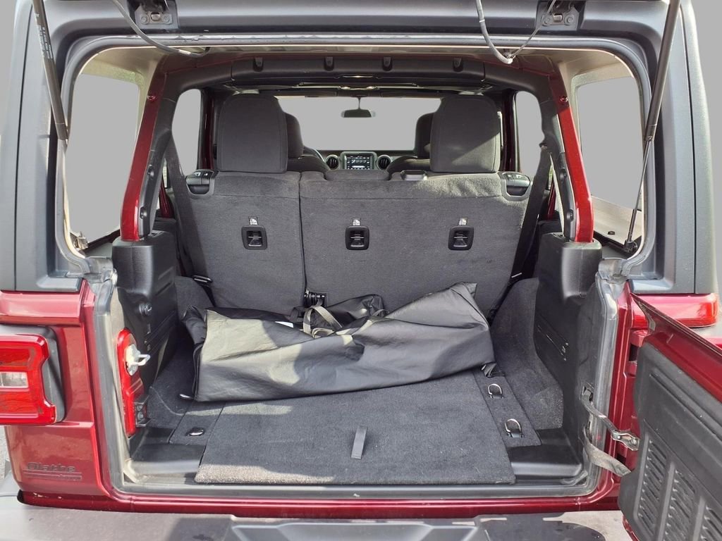 Used 2021 Jeep Wrangler Unlimited Sport image 24
