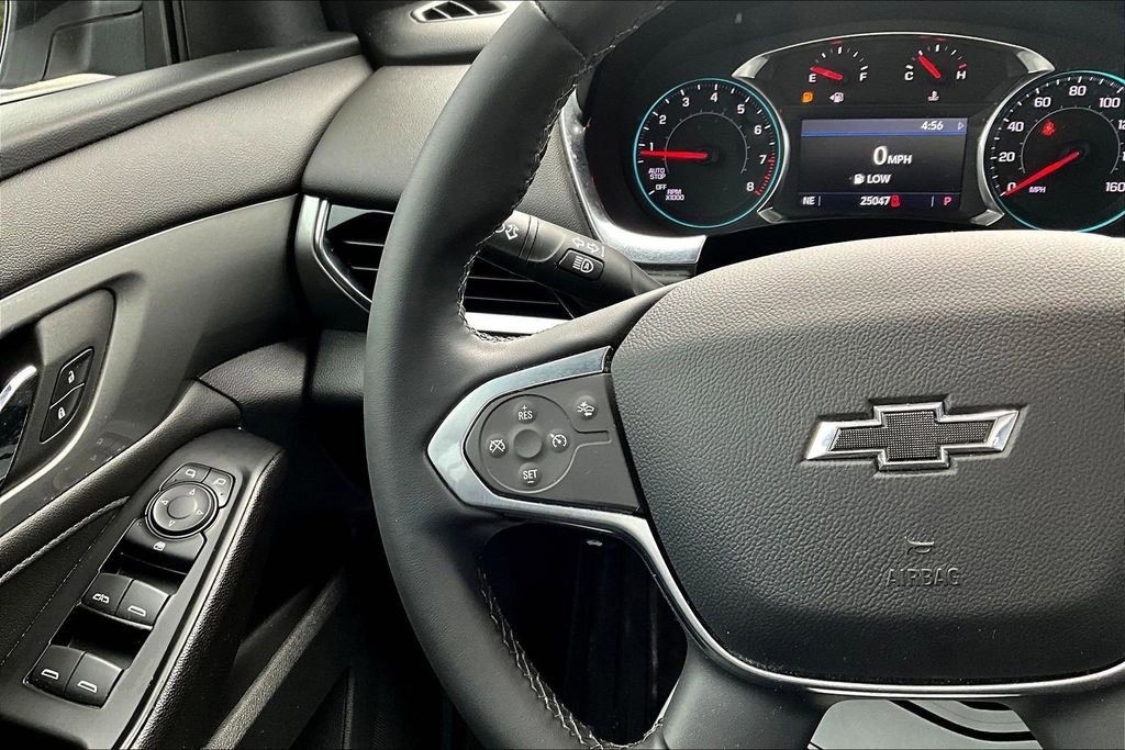 Used 2023 Chevrolet Traverse LT w/ Midnight/Sport Edition AWD/4WD image 11