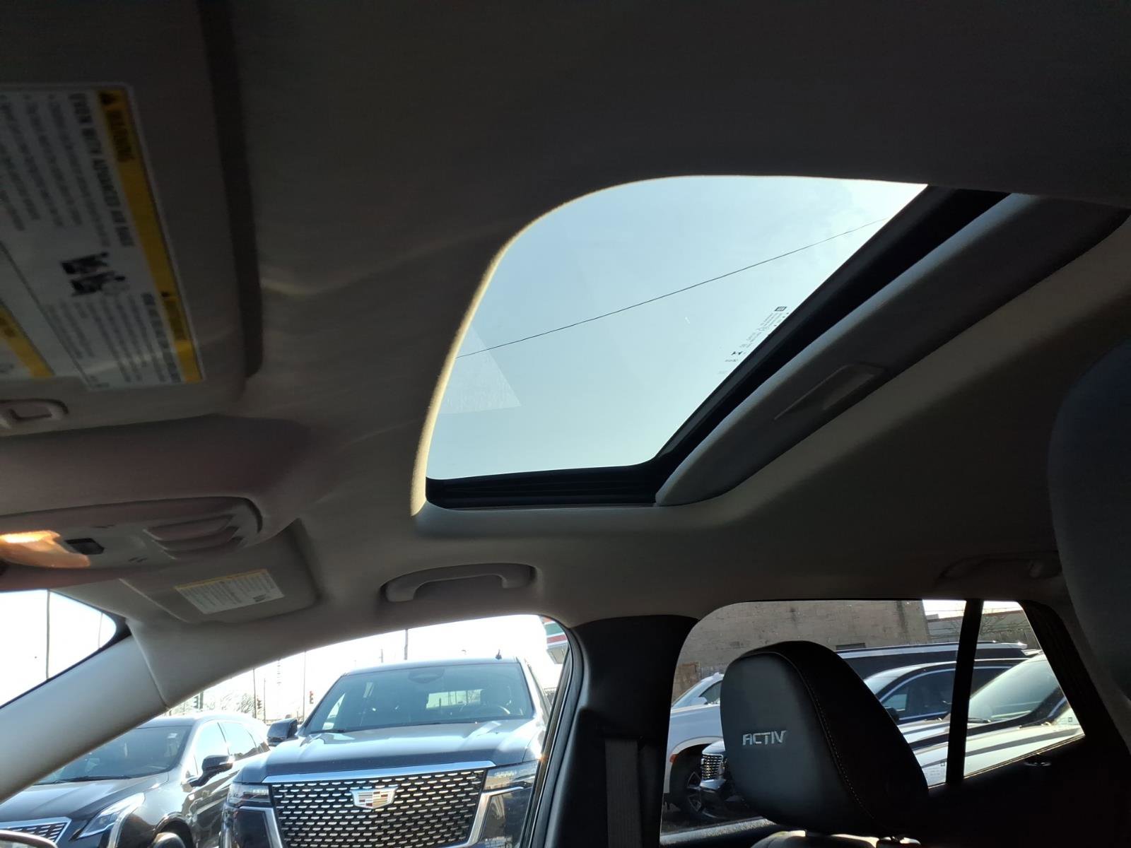 Used 2024 Chevrolet Trax ACTIV w/ Sunroof Package FWD image 18
