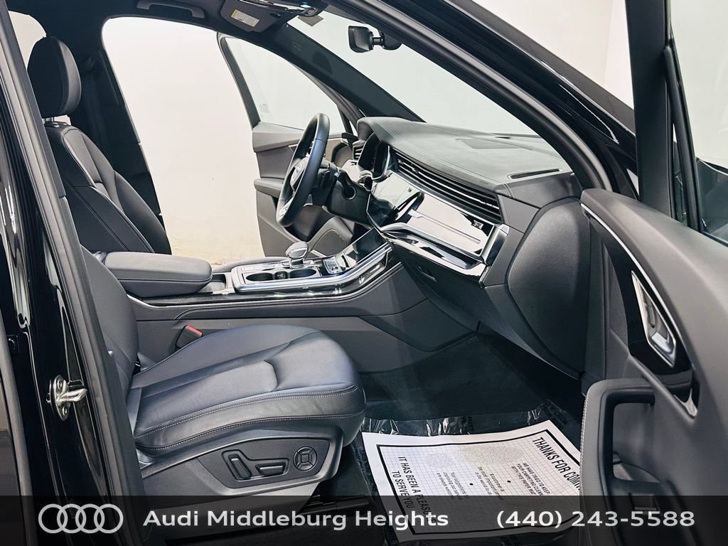 Certified 2025 Audi Q7 3.0T Premium Plus w/ Premium Plus Package AWD/4WD image 9