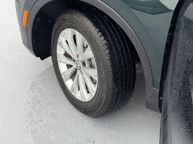 Used 2019 Volkswagen Tiguan S w/ Driver Assistance Package AWD/4WD image 25