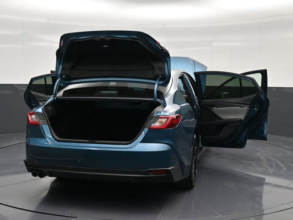 Used 2025 Toyota Camry SE w/ Convenience Package image 30