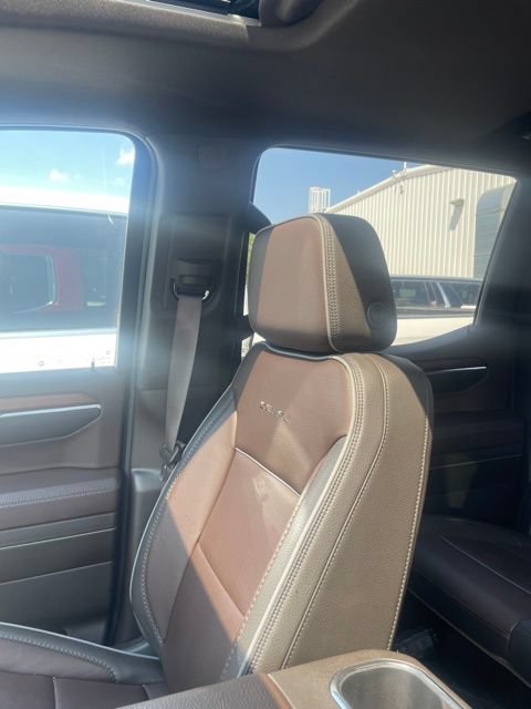 Used 2024 GMC Sierra 1500 Denali w/ Technology Package AWD/4WD image 6